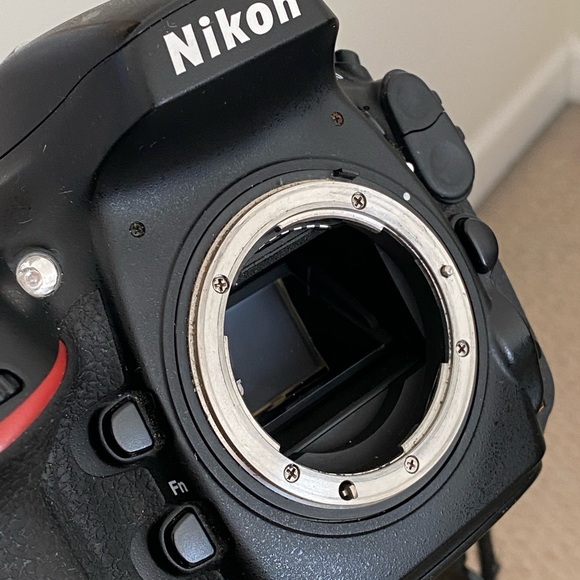 Nikon Black DSLR Camera Kit D800 - Picture 7 of 12